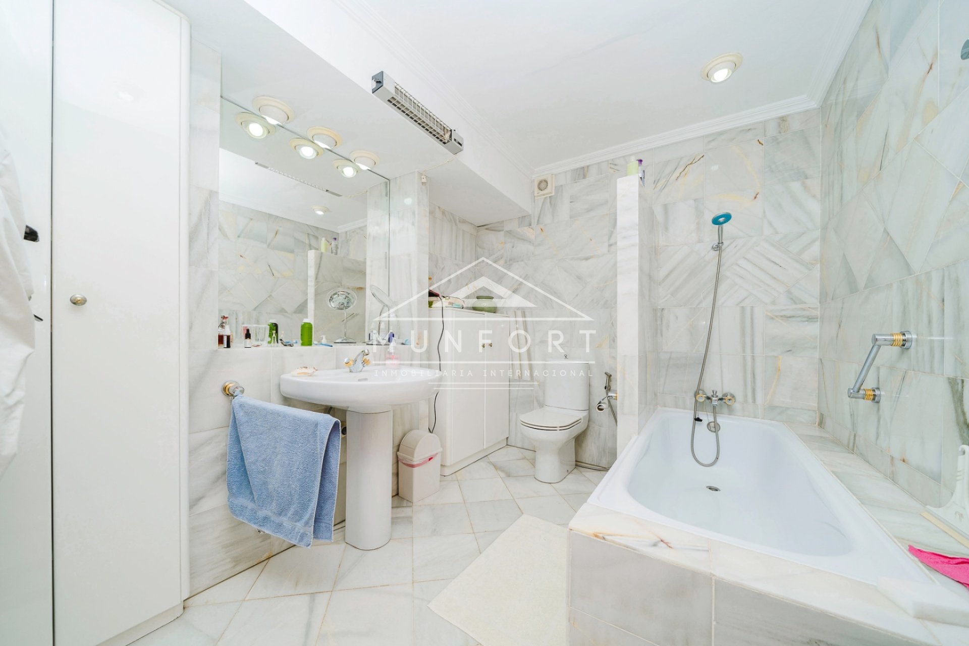 Revente - Villas -
Cartagena - La Manga