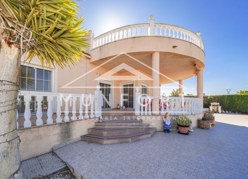 Revente - Villas -
Catral
