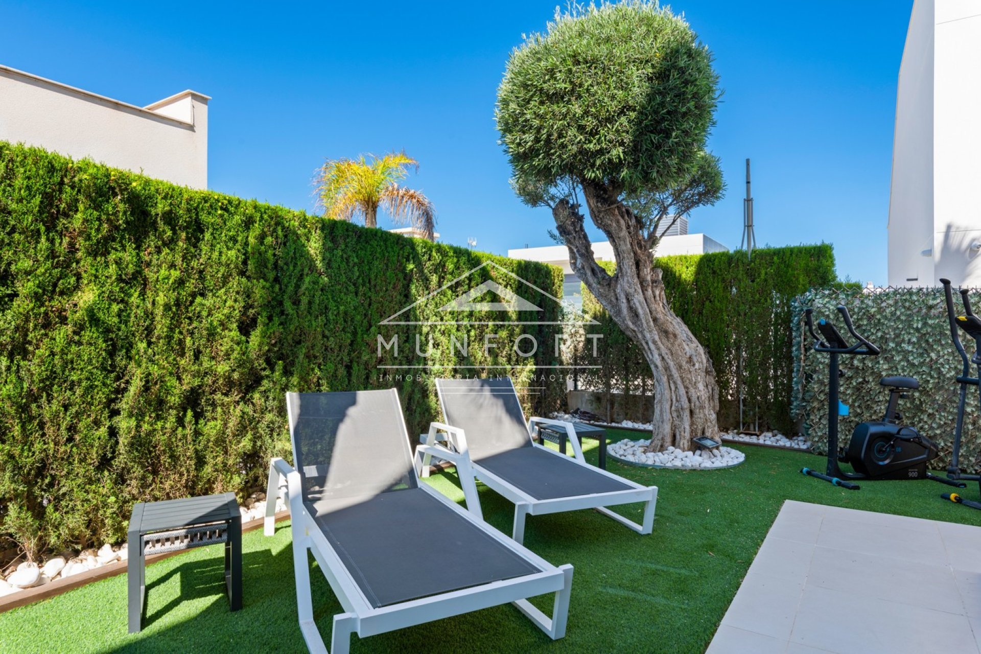 Revente - Villas de luxe -
Orihuela Costa - Aguamarina