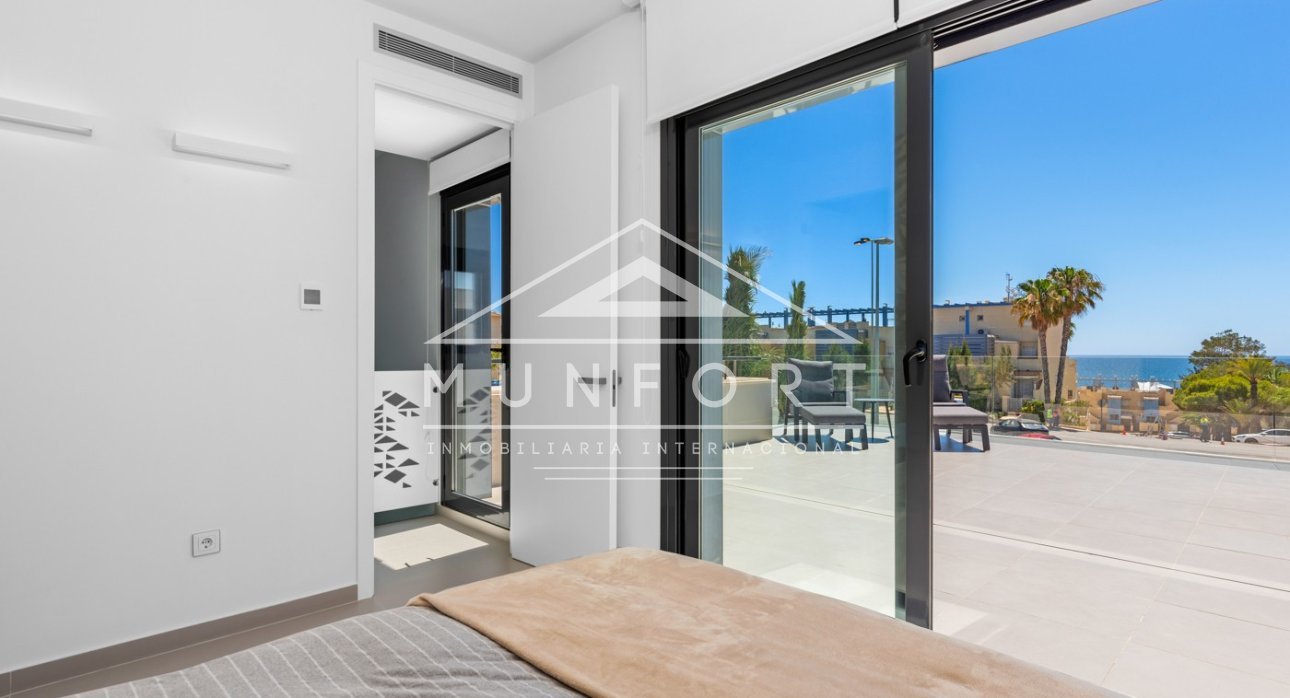 Revente - Villas de luxe -
Orihuela Costa - Aguamarina