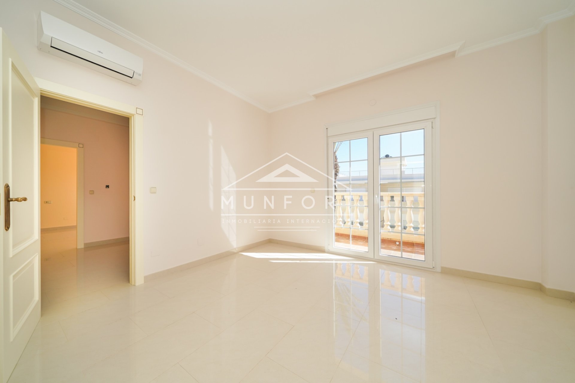 Revente - Villas de luxe -
Orihuela Costa - Cabo Roig