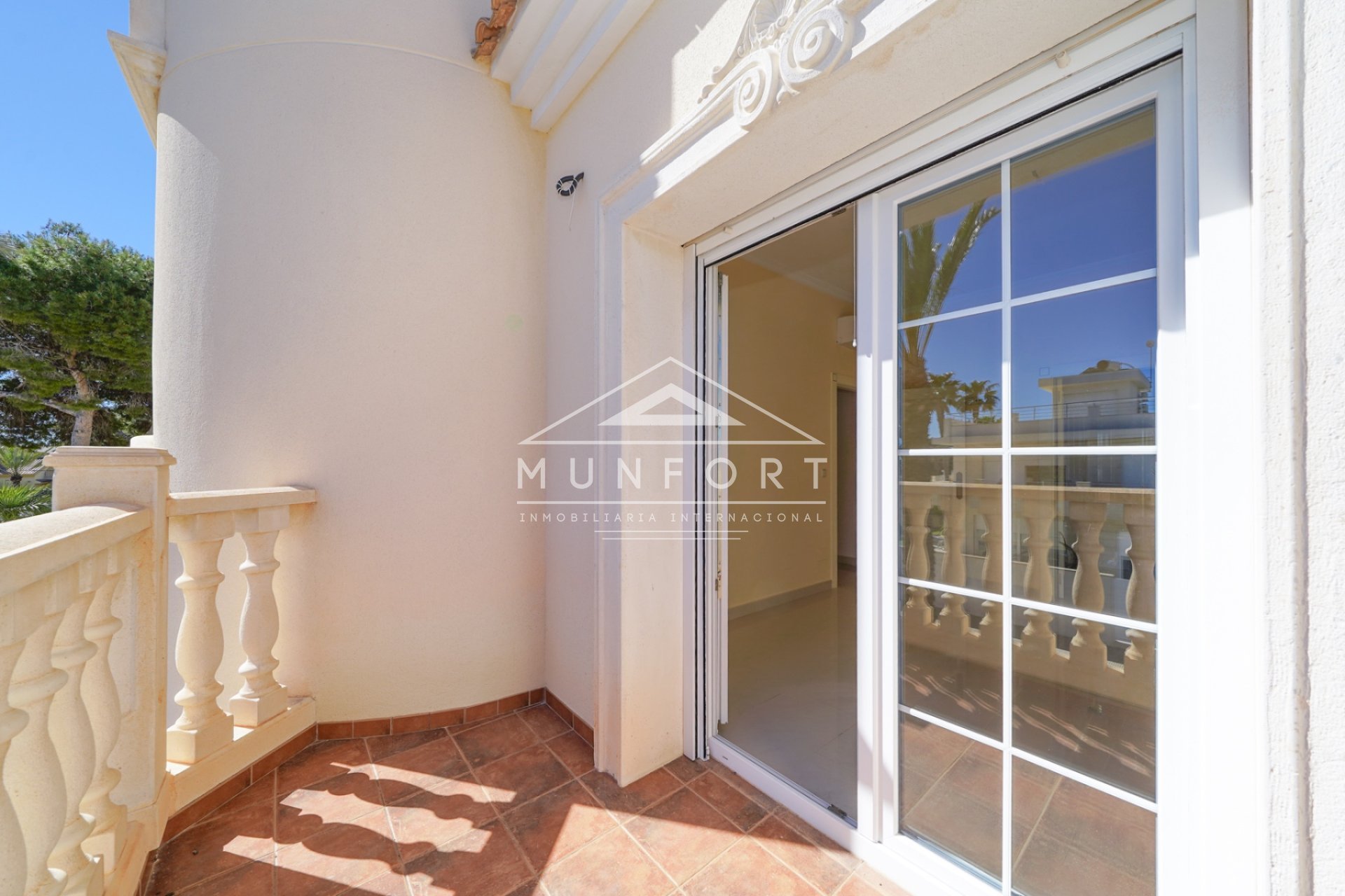 Revente - Villas de luxe -
Orihuela Costa - Cabo Roig