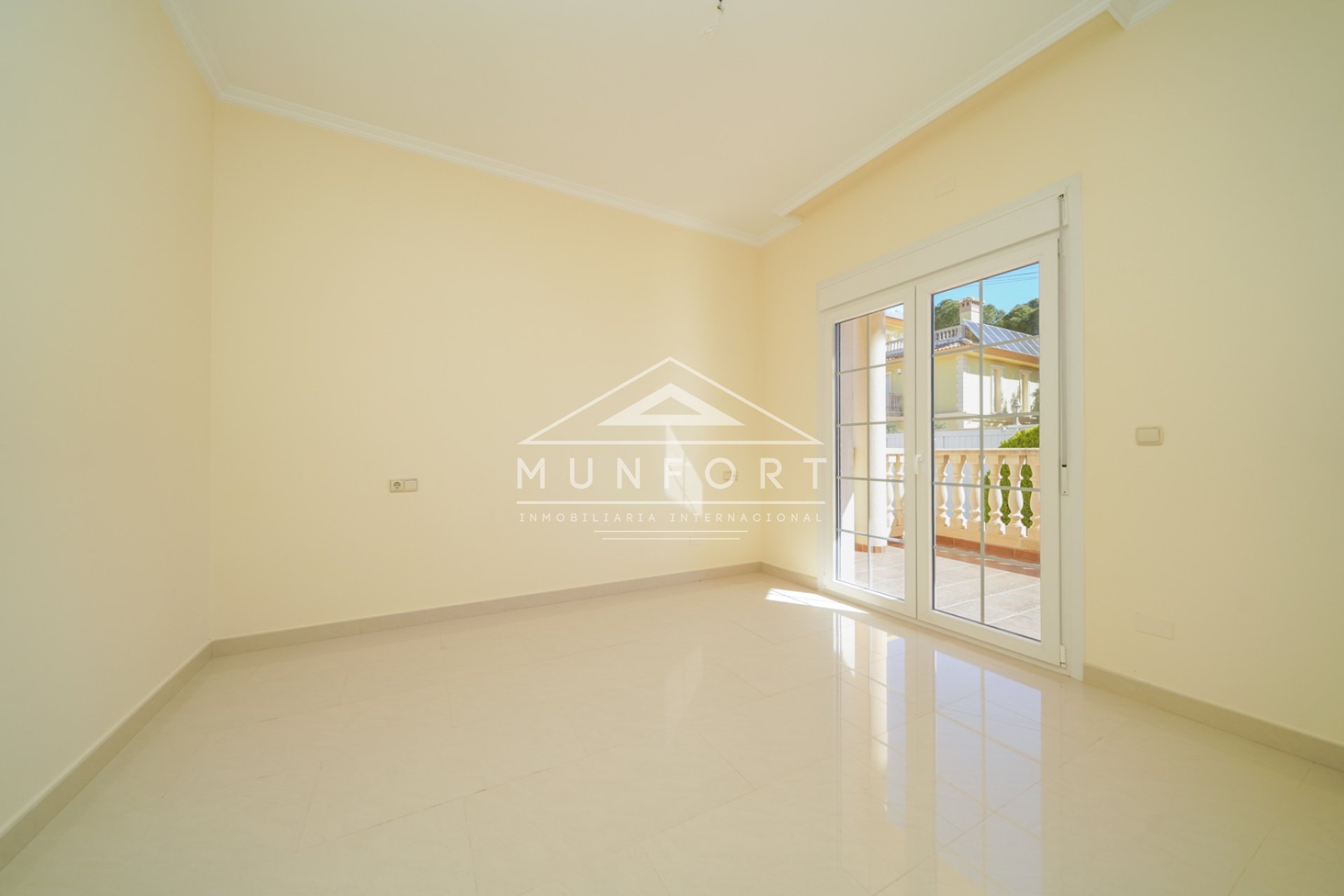 Revente - Villas de luxe -
Orihuela Costa - Cabo Roig