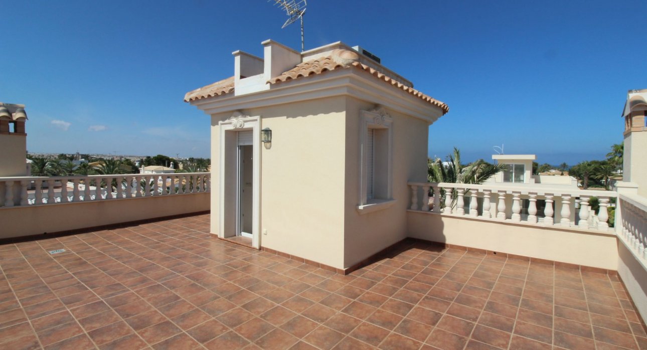 Revente - Villas de luxe -
Orihuela Costa - Cabo Roig