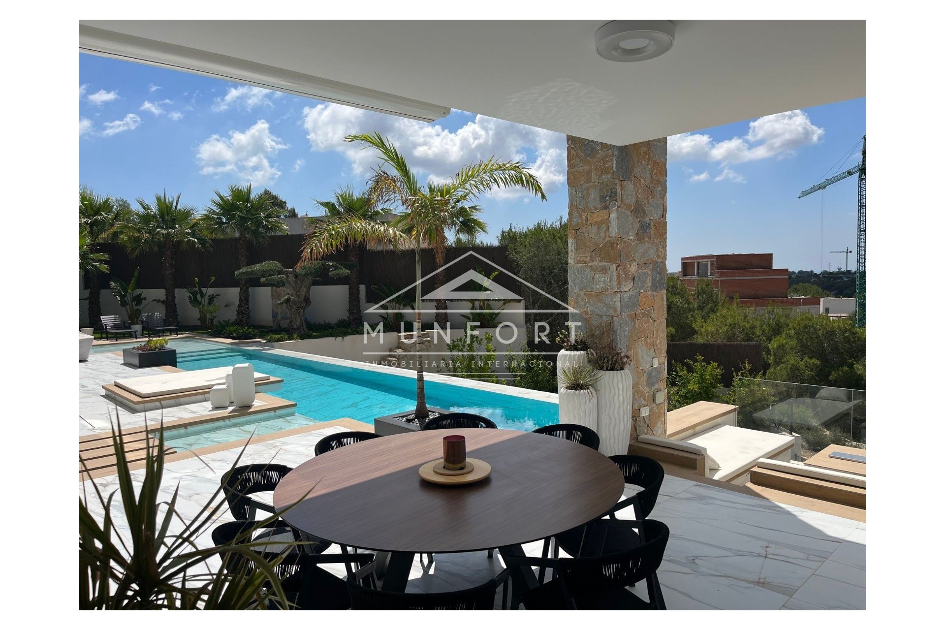 Revente - Villas de luxe -
Orihuela Costa - Las Colinas Golf