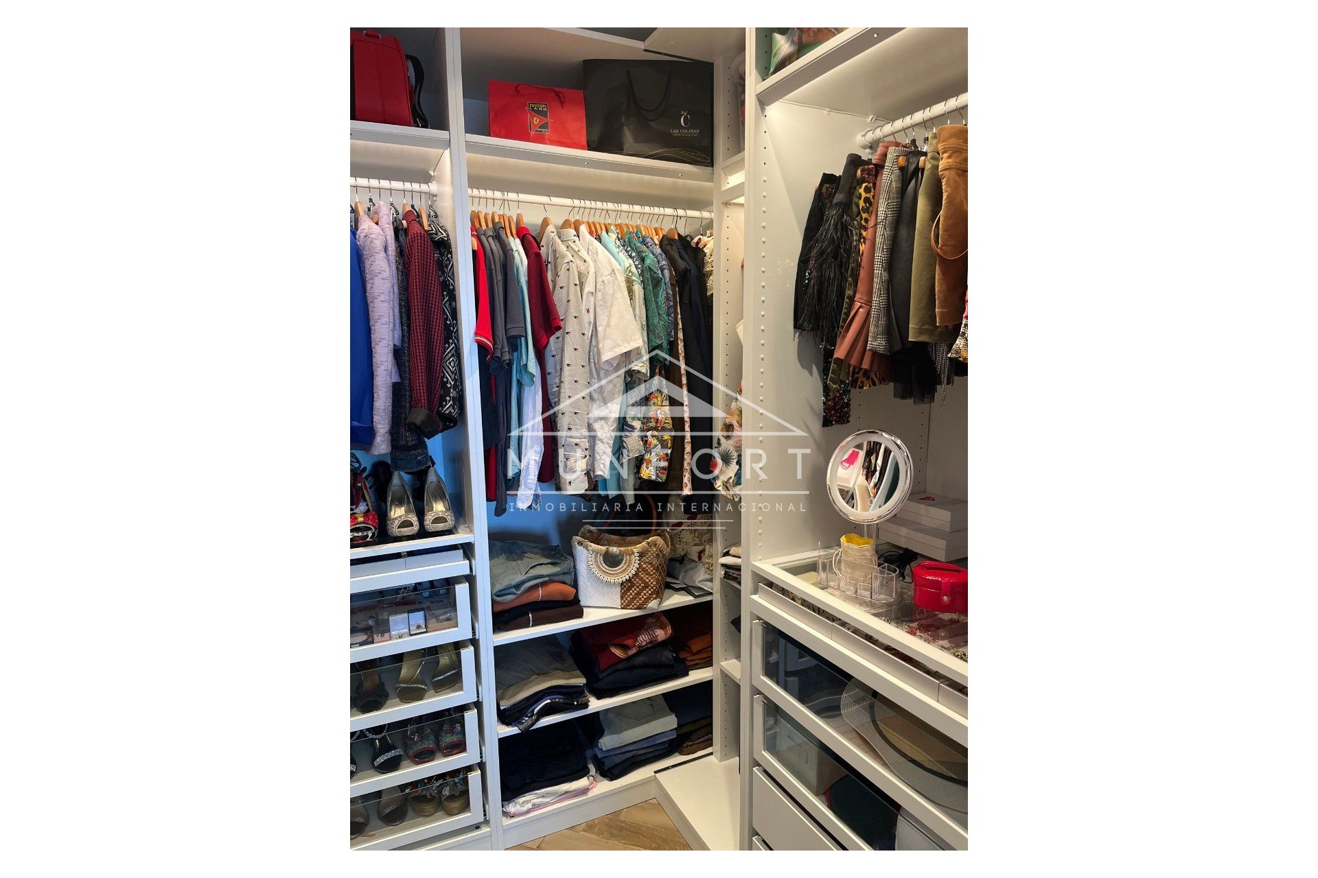 Revente - Villas de luxe -
Orihuela Costa - Las Colinas Golf