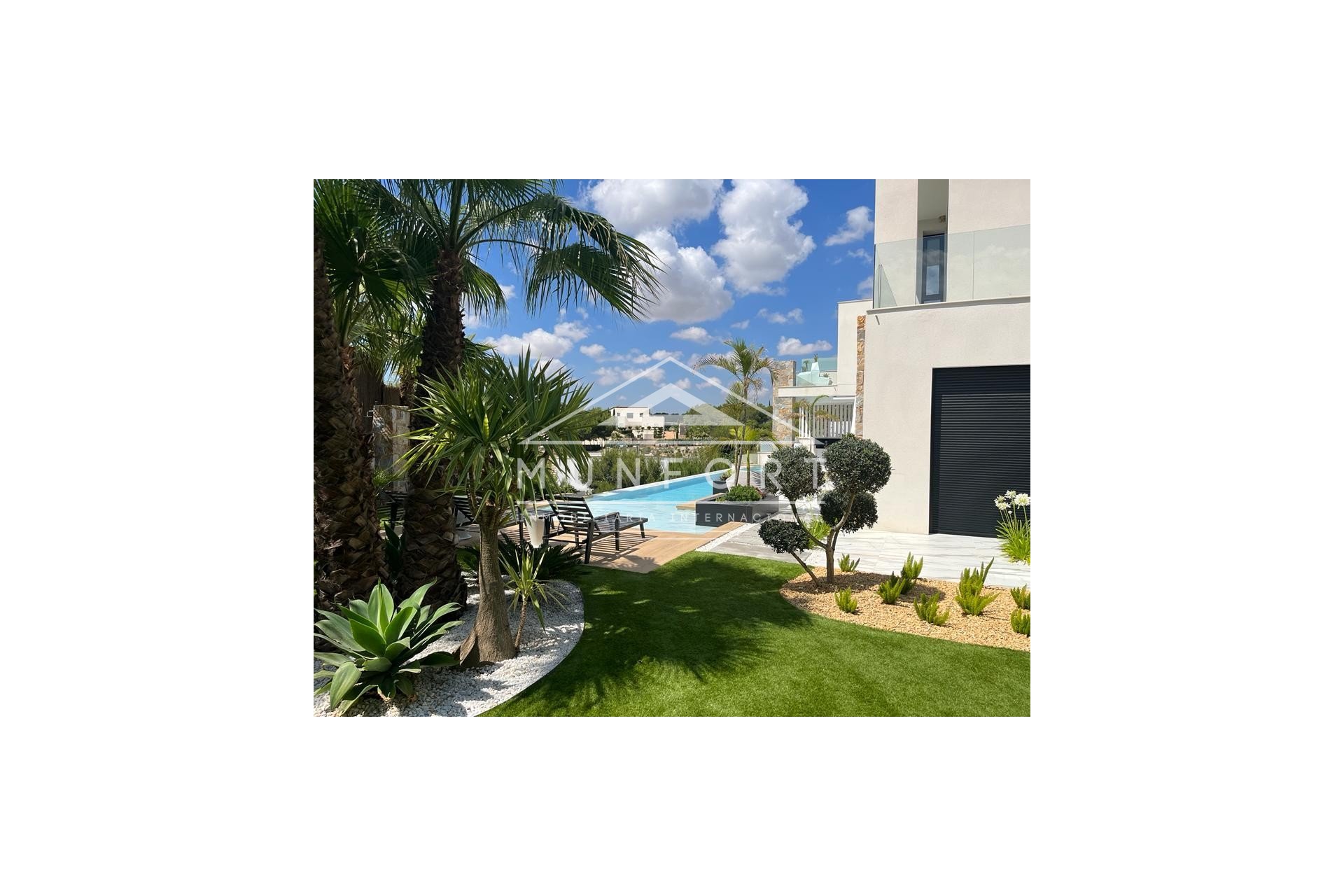 Revente - Villas de luxe -
Orihuela Costa - Las Colinas Golf