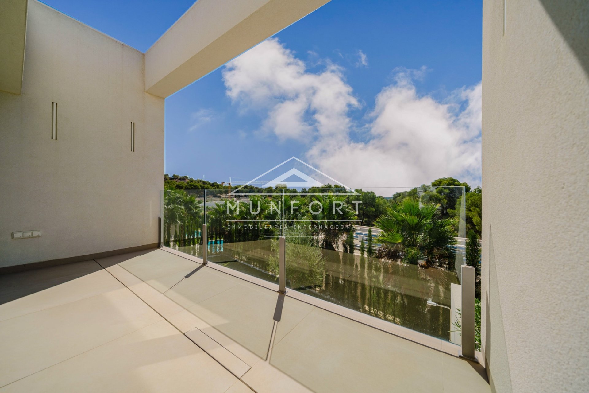 Revente - Villas de luxe -
Orihuela Costa - Las Colinas Golf