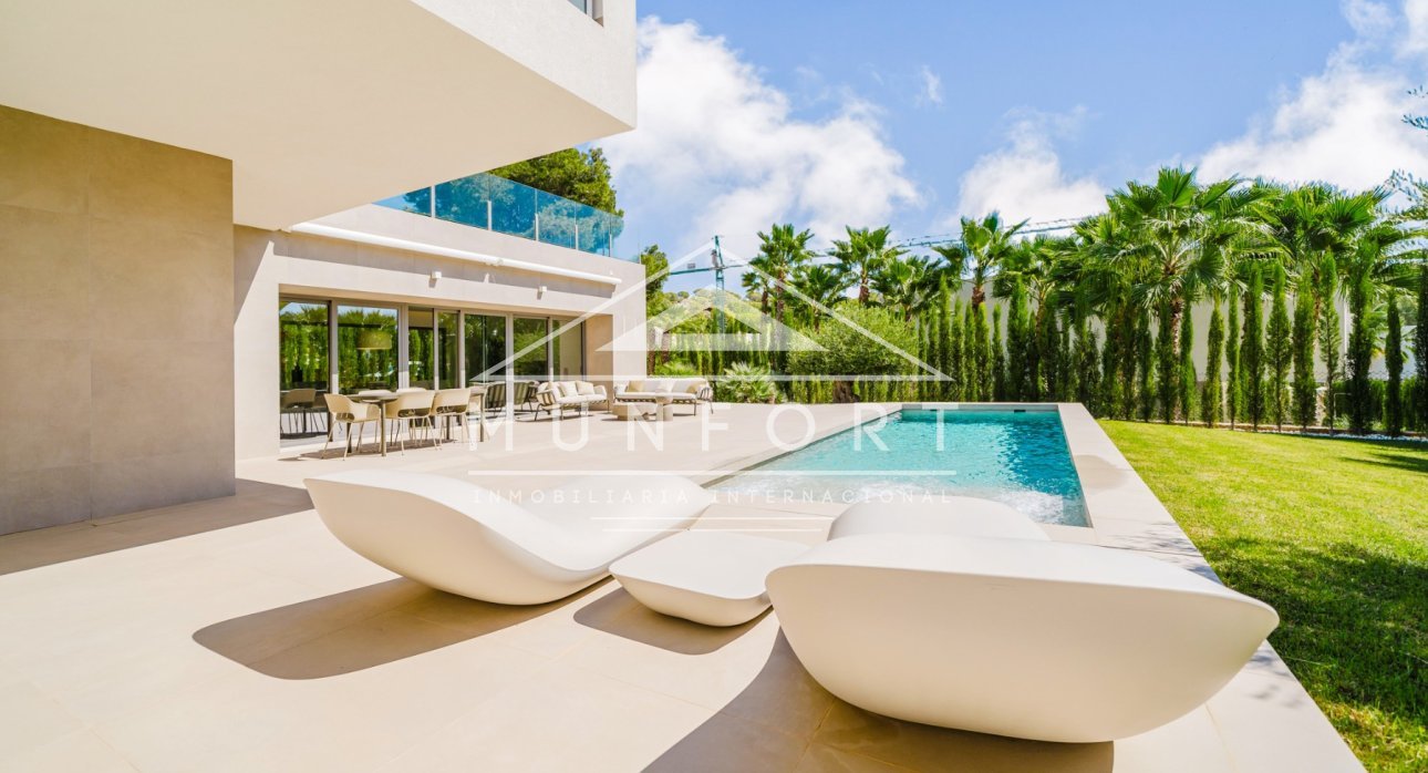 Revente - Villas de luxe -
Orihuela Costa - Las Colinas Golf