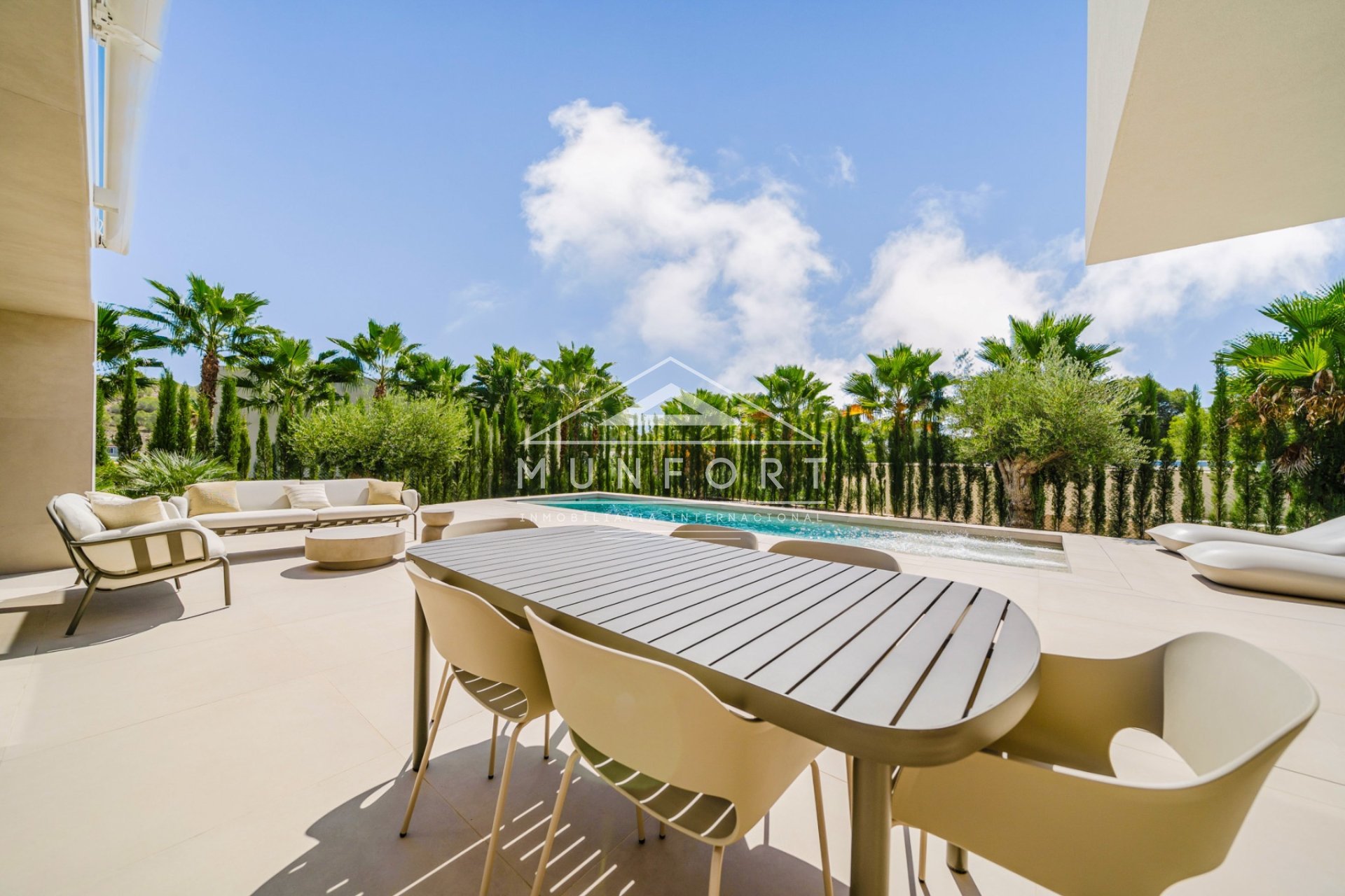 Revente - Villas de luxe -
Orihuela Costa - Las Colinas Golf