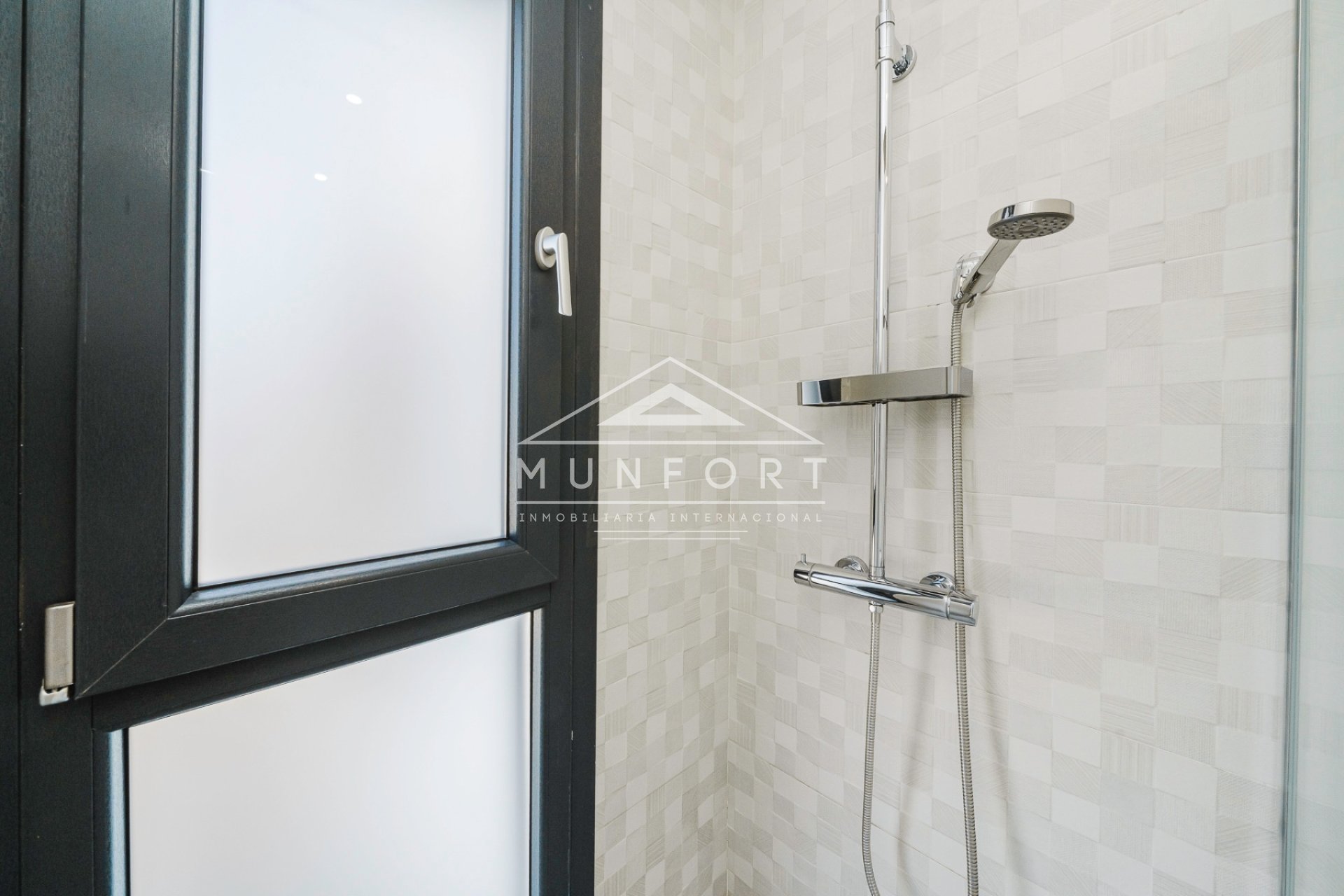 Revente - Villas de luxe -
Orihuela Costa - Lomas de Cabo Roig