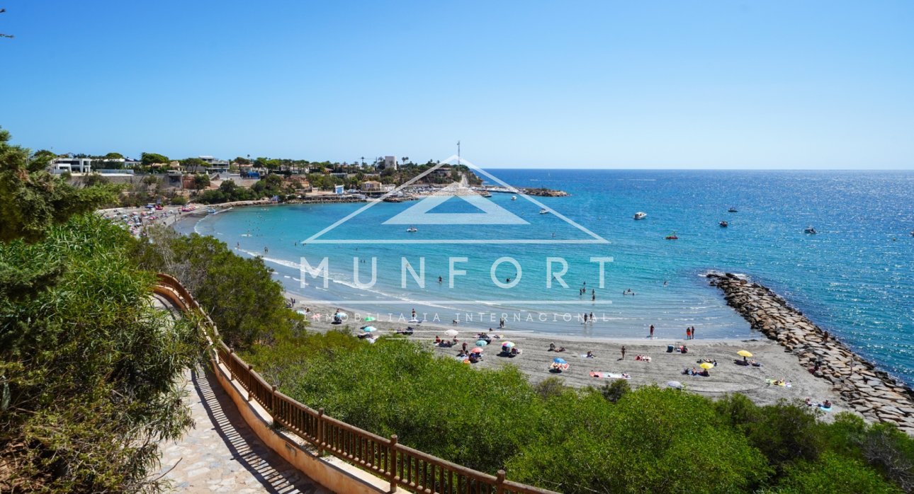 Revente - Villas de luxe -
Orihuela Costa - Lomas de Cabo Roig