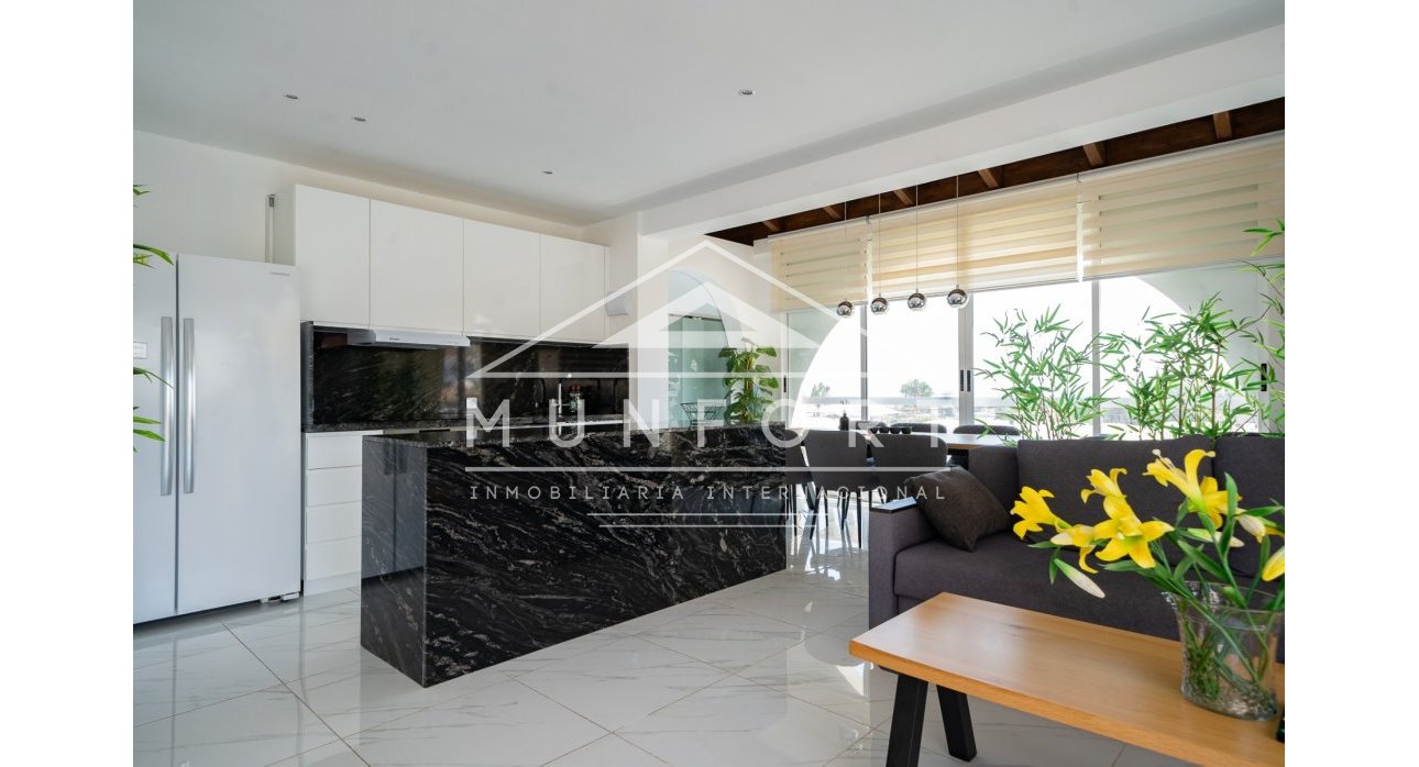 Revente - Villas de luxe -
Orihuela Costa - Villamartín