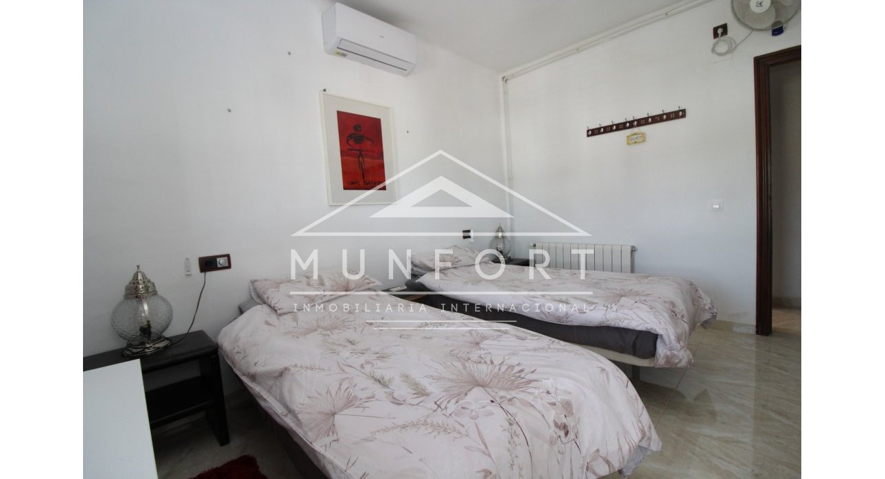 Revente - Villas de luxe -
Orihuela Costa - Villamartin