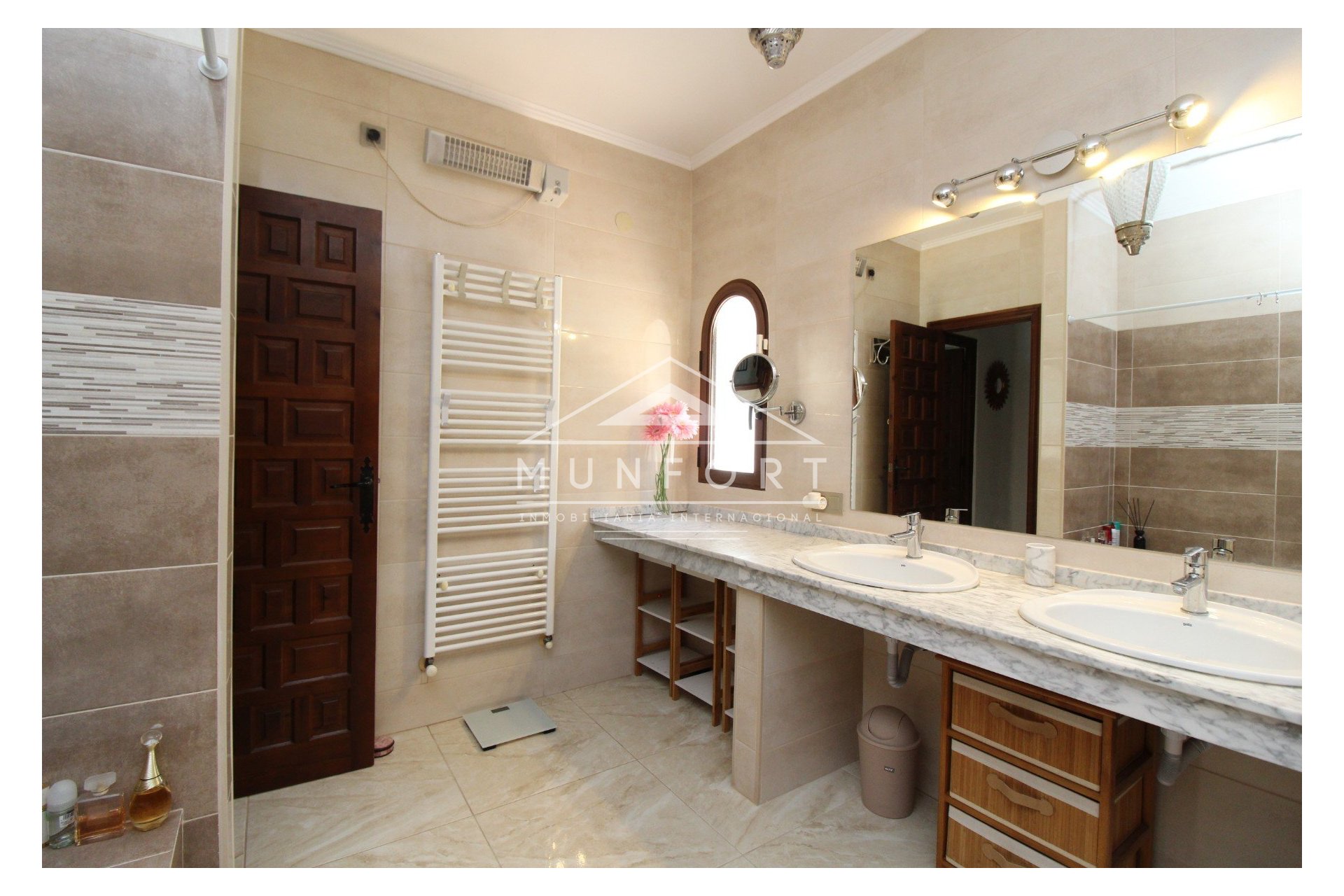 Revente - Villas de luxe -
Orihuela Costa - Villamartin