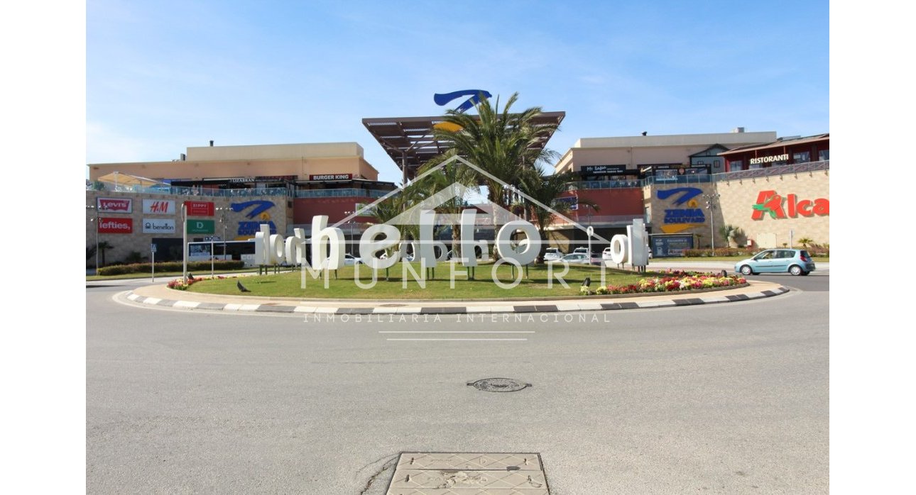 Revente - Villas de luxe -
Orihuela Costa - Villamartin