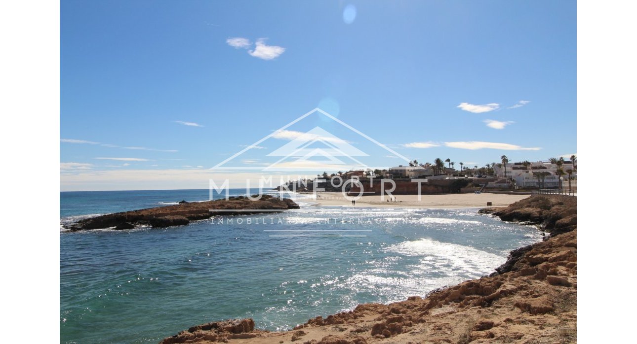 Revente - Villas de luxe -
Orihuela Costa - Villamartin