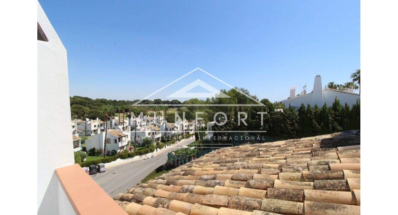 Revente - Villas de luxe -
Orihuela Costa - Villamartin