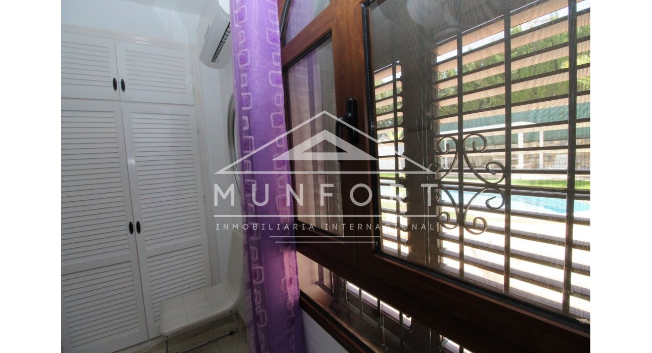 Revente - Villas de luxe -
Orihuela Costa - Villamartin