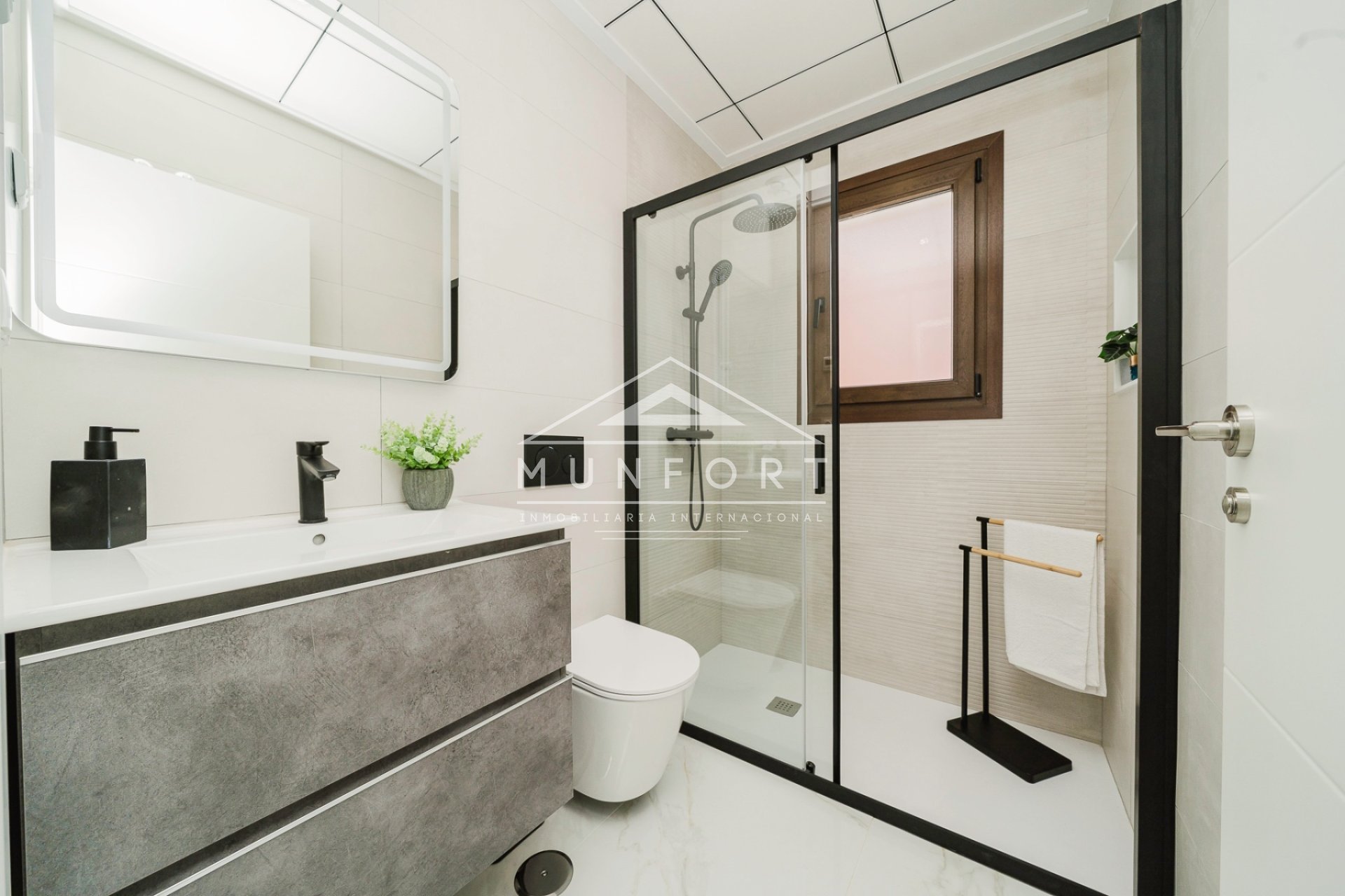 Revente - Villas de luxe -
Polop de La Marina 