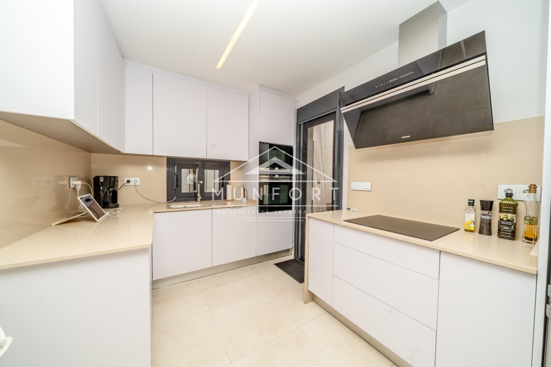 Revente - Villas de luxe -
San Miguel de Salinas