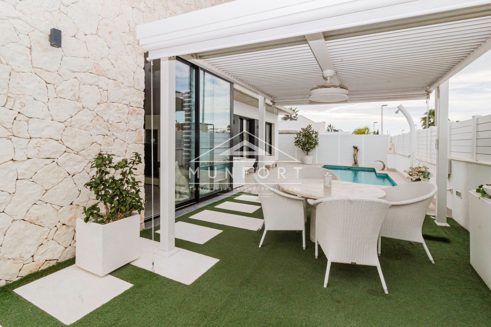 Revente - Villas de luxe -
Sucina