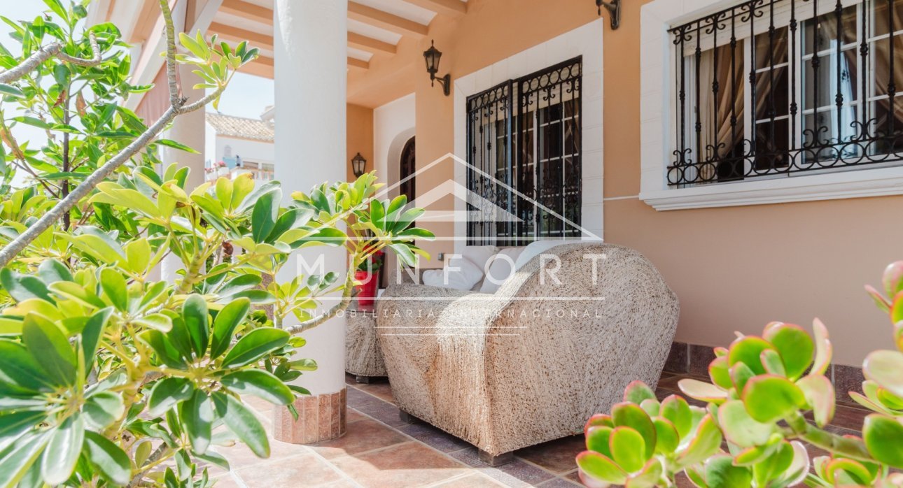 Revente - Villas de luxe -
Torrevieja - La Mata - Torrevieja