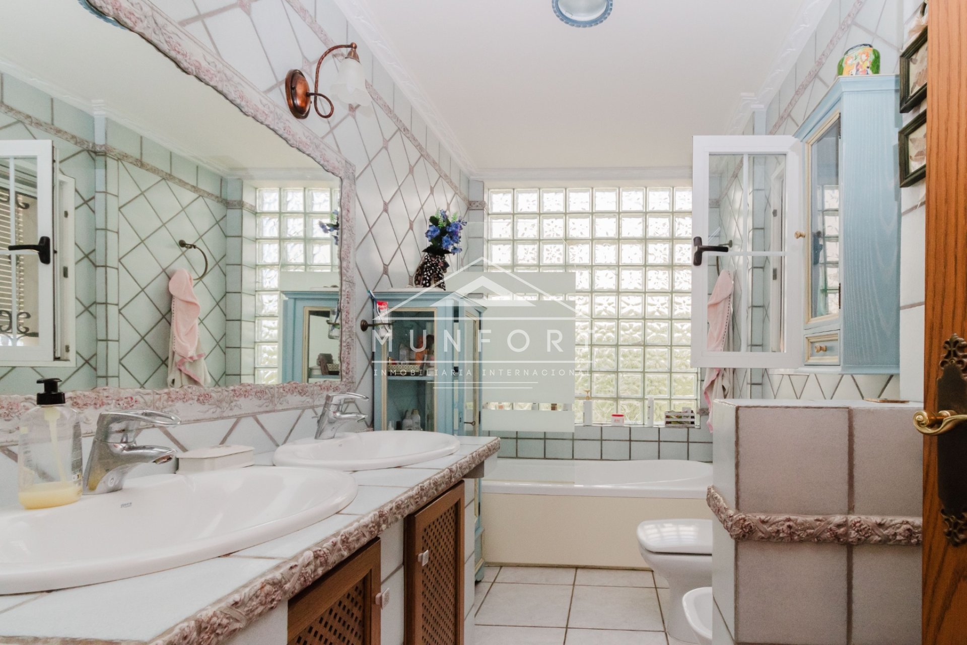 Revente - Villas de luxe -
Torrevieja - La Mata - Torrevieja