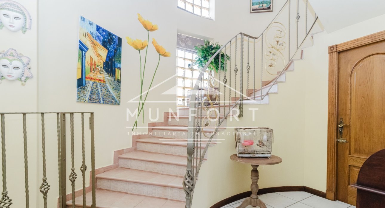 Revente - Villas de luxe -
Torrevieja - La Mata - Torrevieja