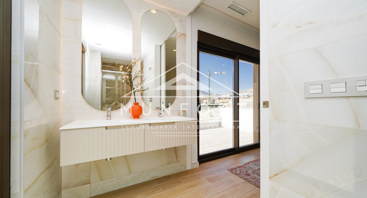 Revente - Villas -
Finestrat - Sierra Cortina