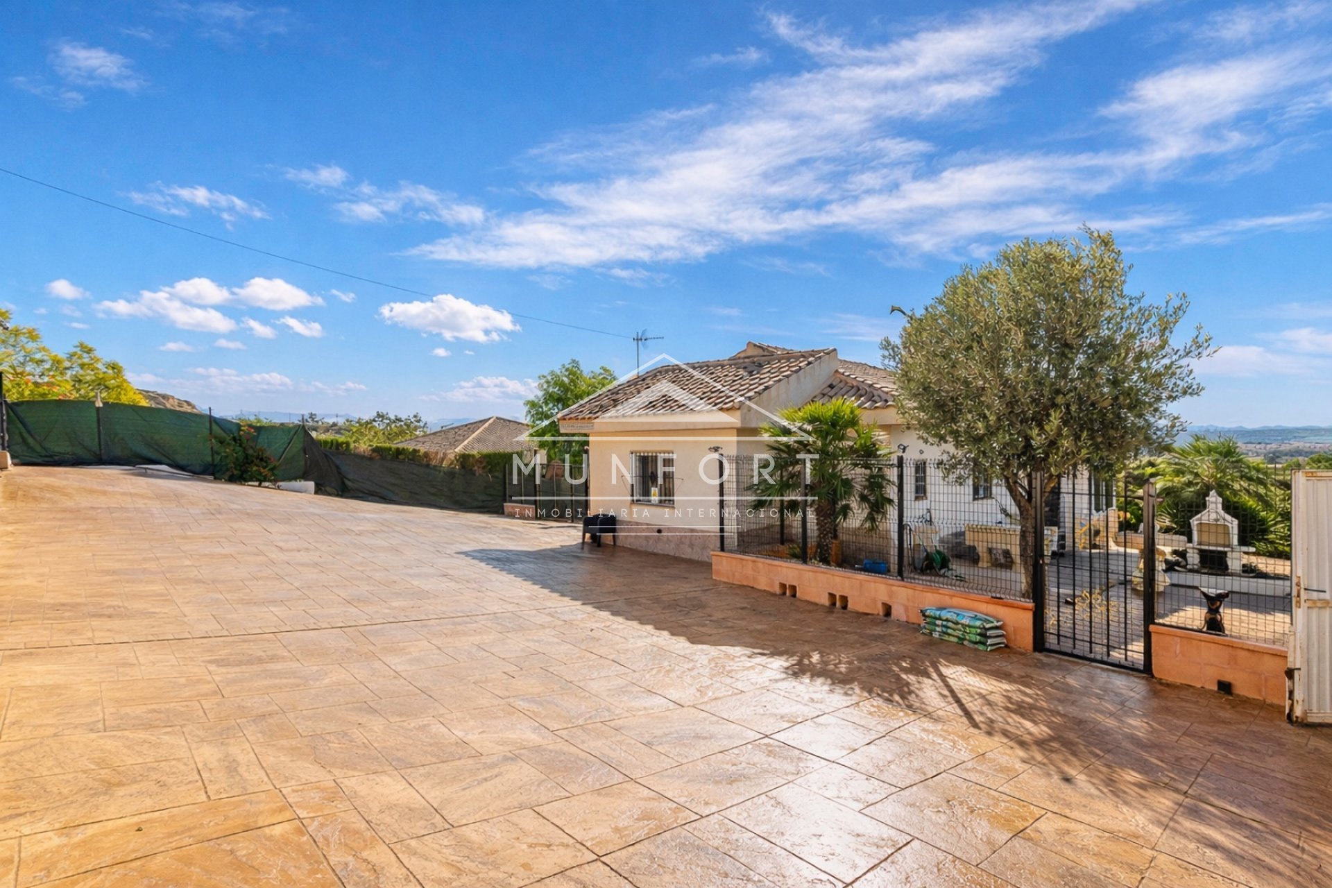 Revente - Villas -
Fortuna