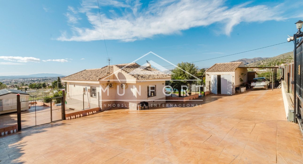 Revente - Villas -
Fortuna