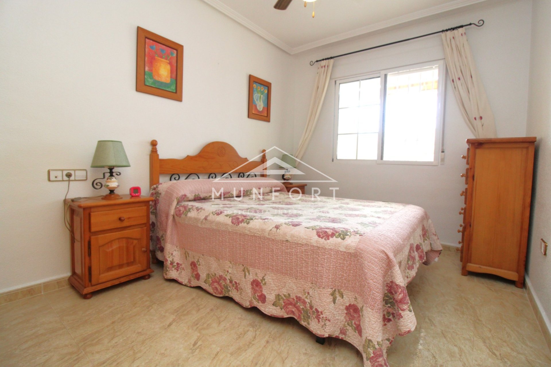 Revente - Villas -
Los Nietos