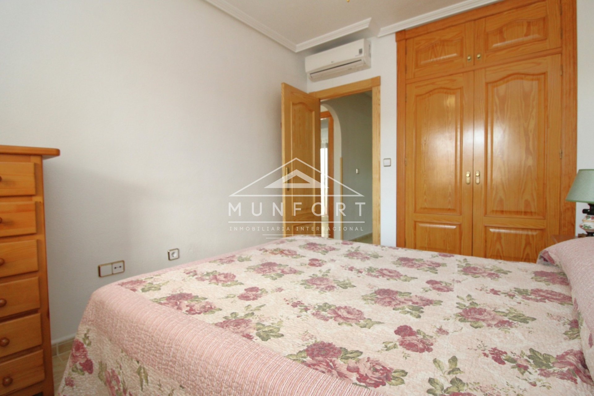 Revente - Villas -
Los Nietos