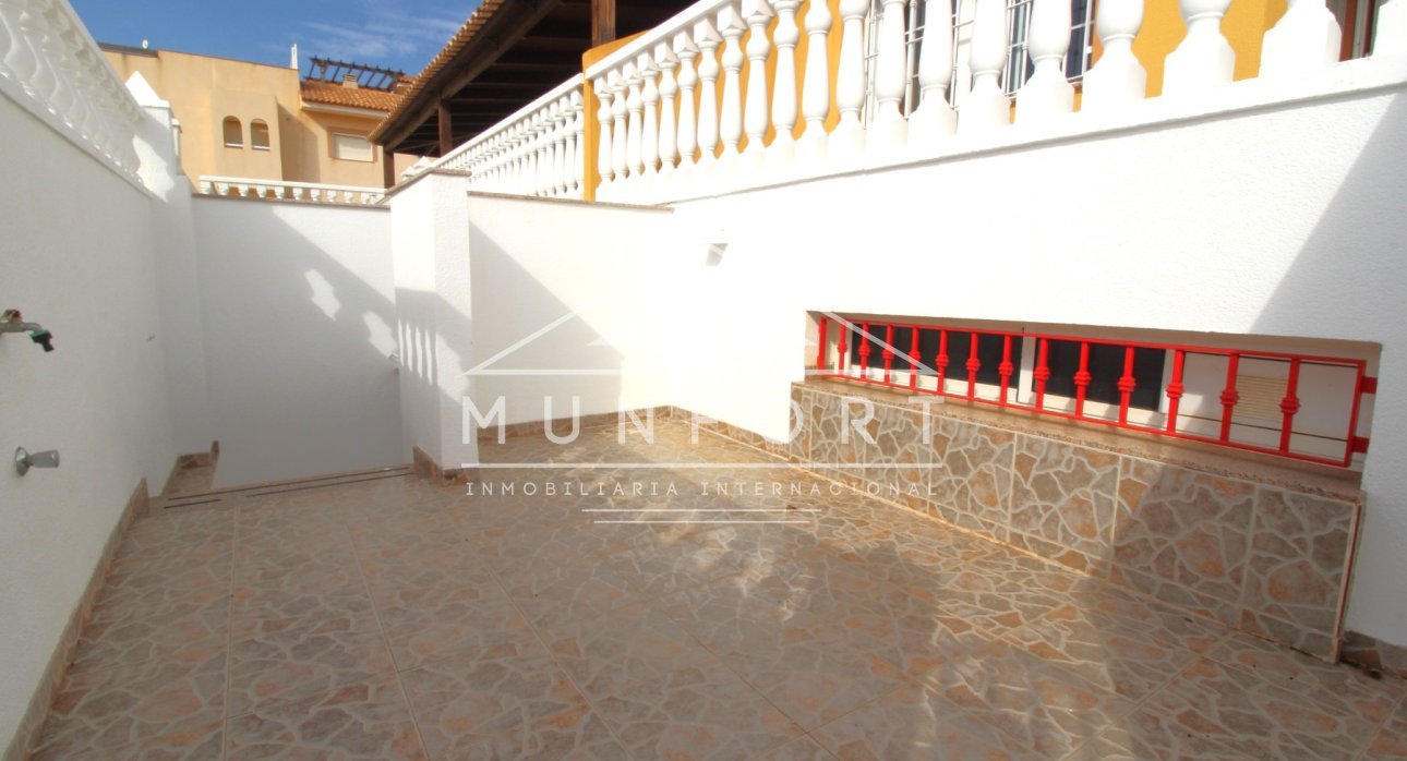 Revente - Villas -
Los Nietos