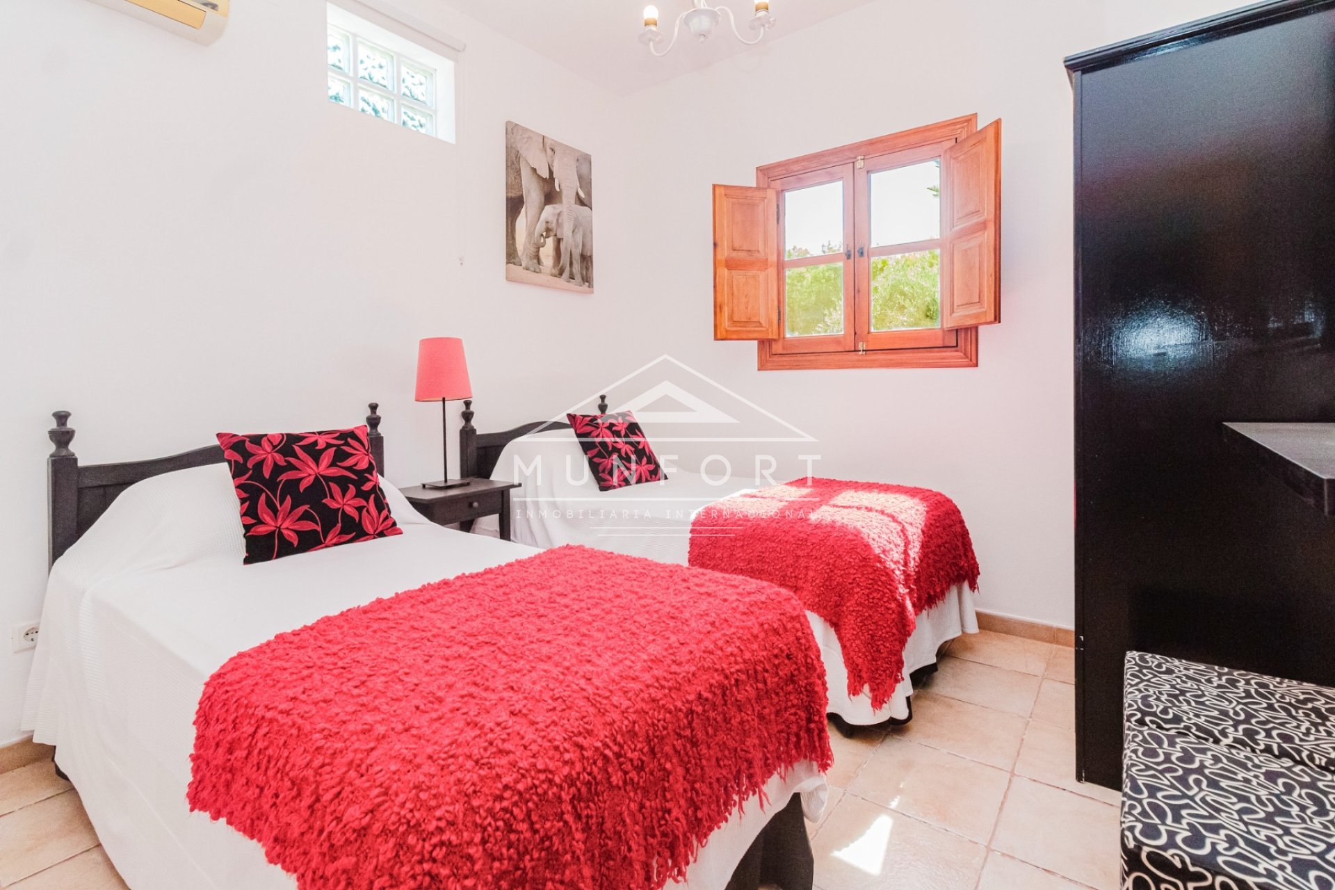 Revente - Villas -
Murcia - GEA Y TRUYOLS