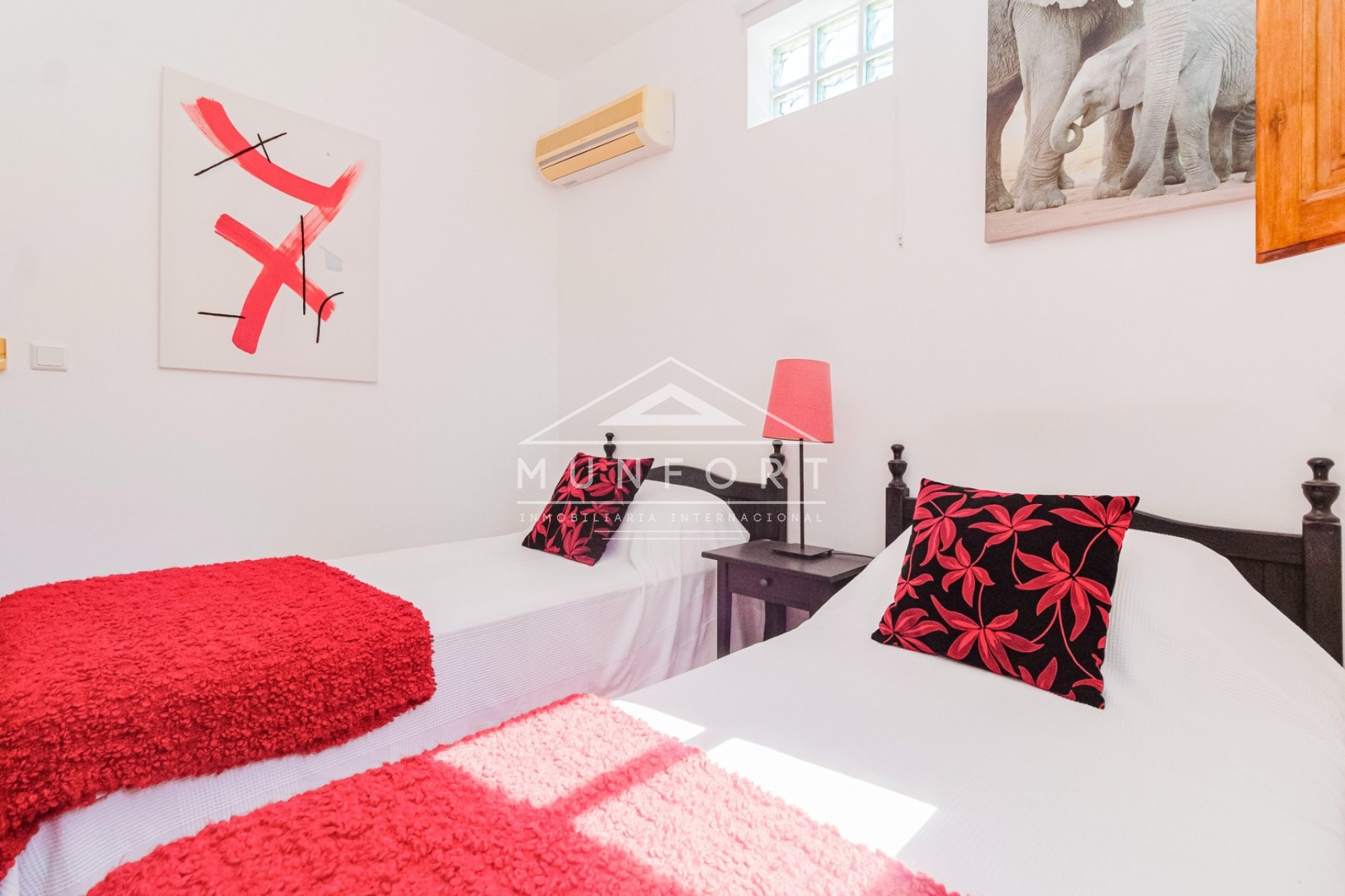 Revente - Villas -
Murcia - GEA Y TRUYOLS