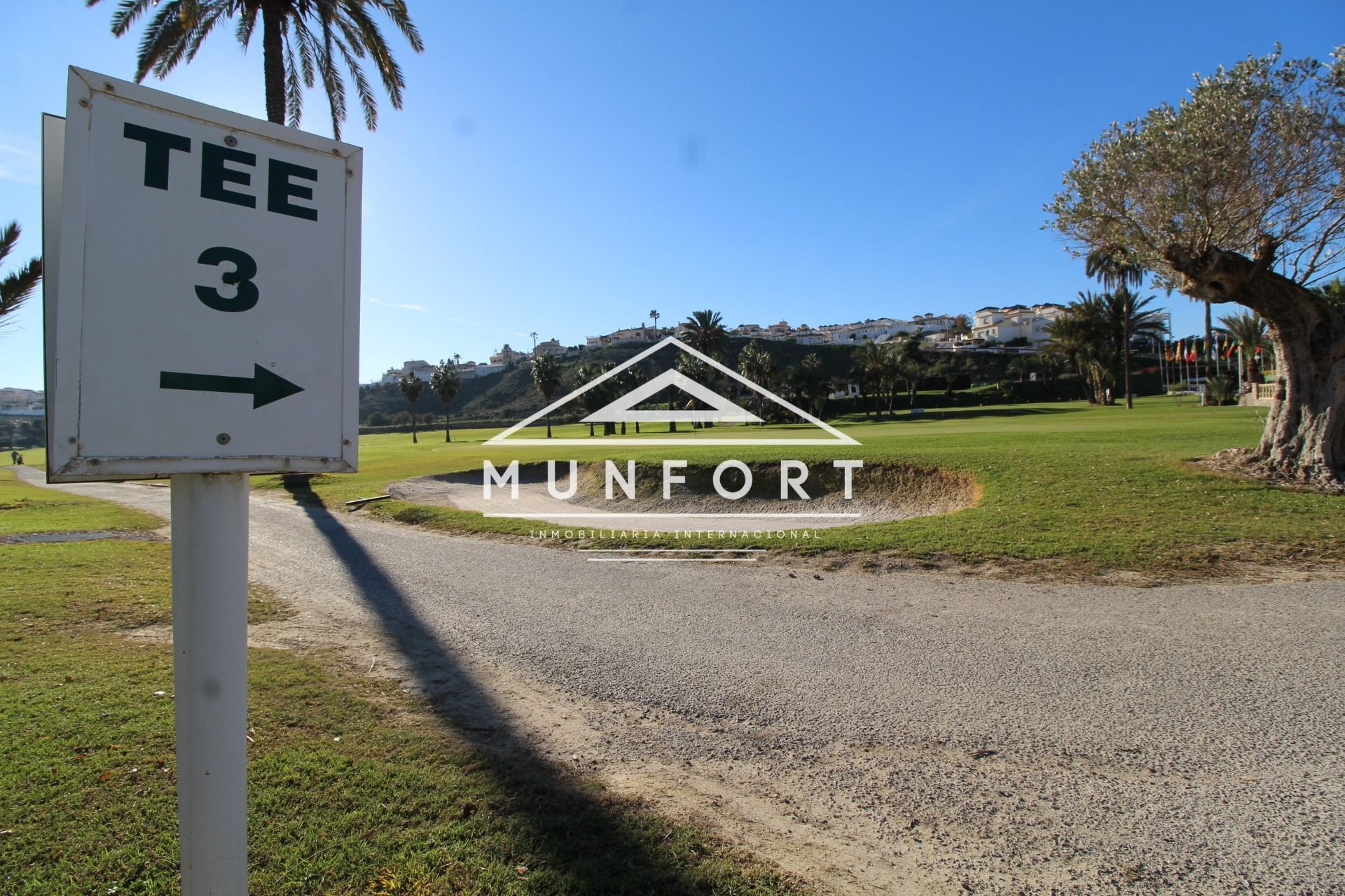 Revente - Villas -
Orihuela Costa - Aguamarina