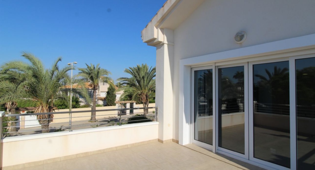 Revente - Villas -
Orihuela Costa - Cabo Roig