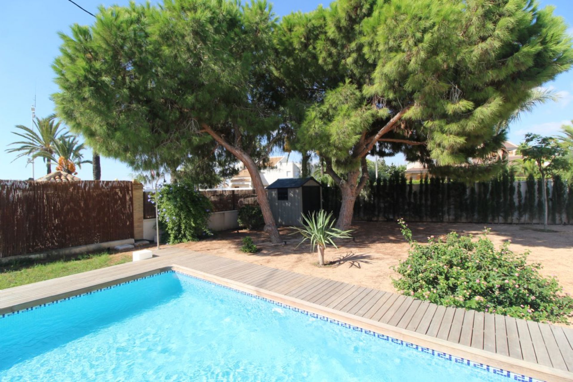 Revente - Villas -
Orihuela Costa - Cabo Roig