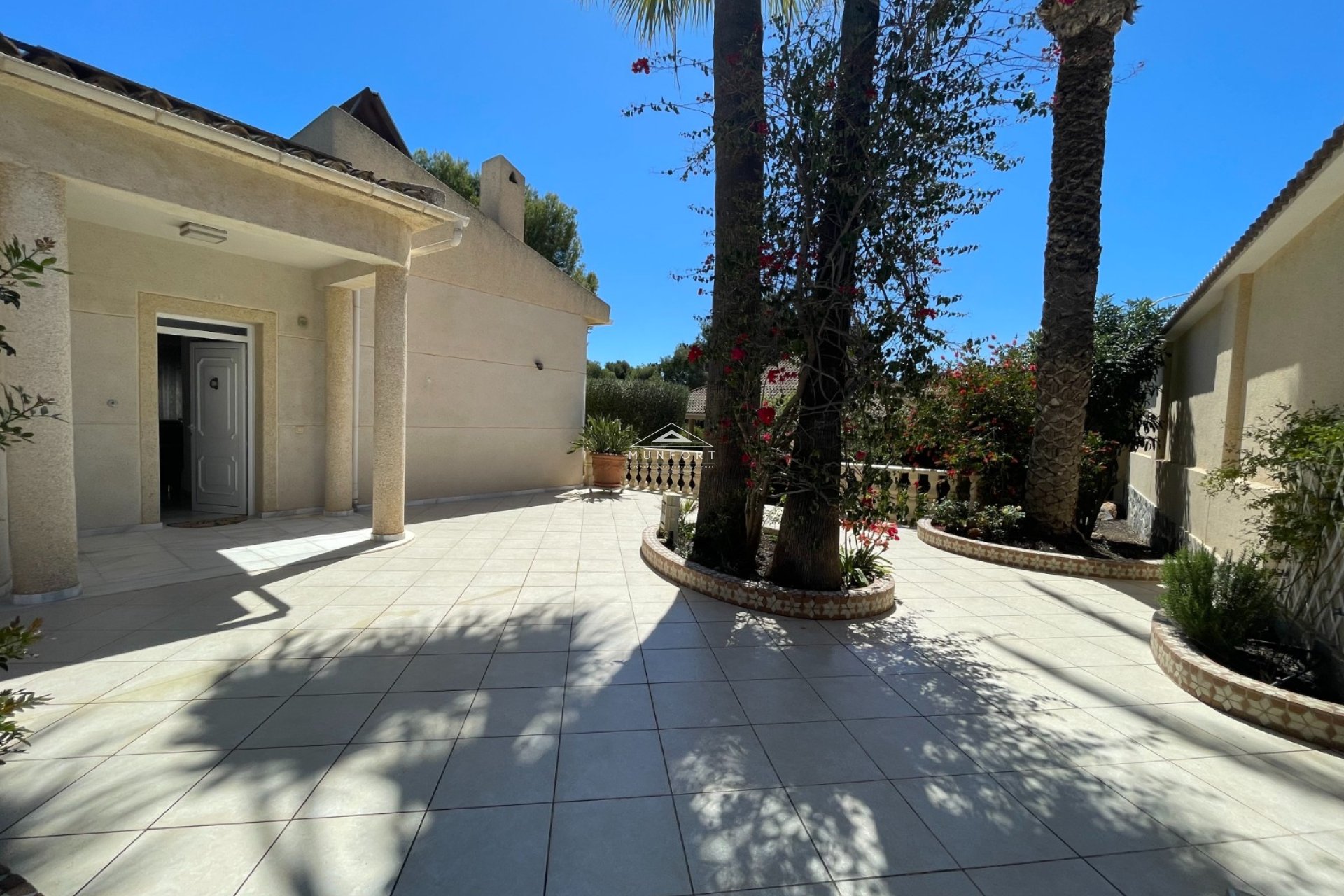 Revente - Villas -
Orihuela Costa - Dehesa de Campoamor