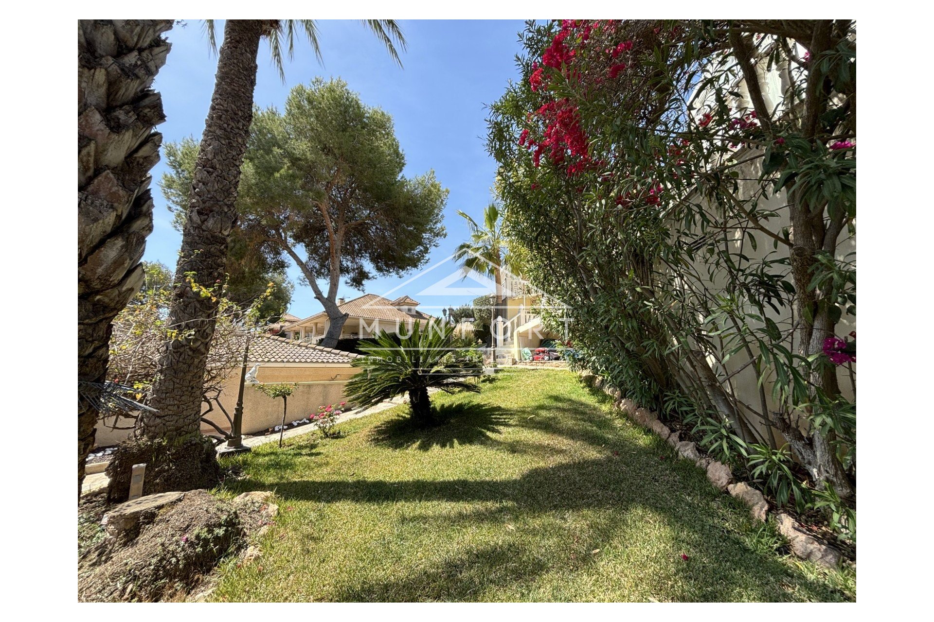 Revente - Villas -
Orihuela Costa - Dehesa de Campoamor