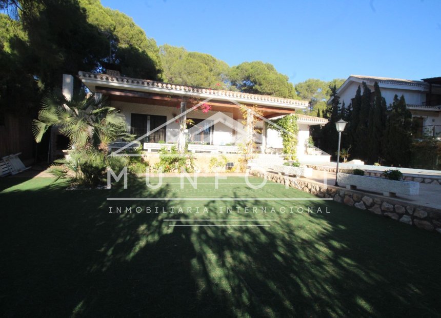 Revente - Villas -
Orihuela Costa - Dehesa de Campoamor