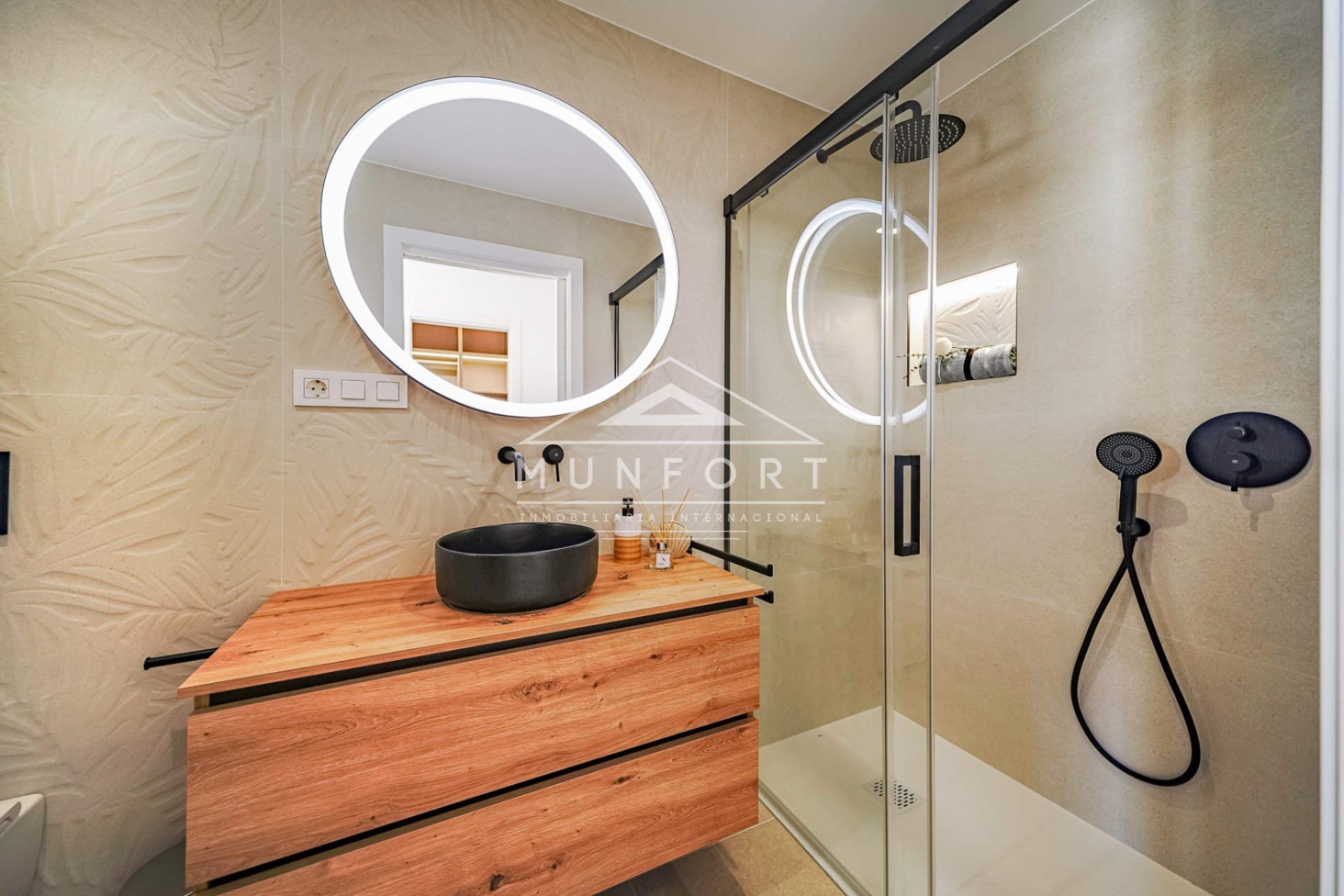 Revente - Villas -
Orihuela Costa - Dehesa de Campoamor