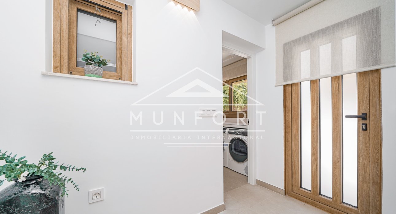 Revente - Villas -
Orihuela Costa - Dehesa de Campoamor