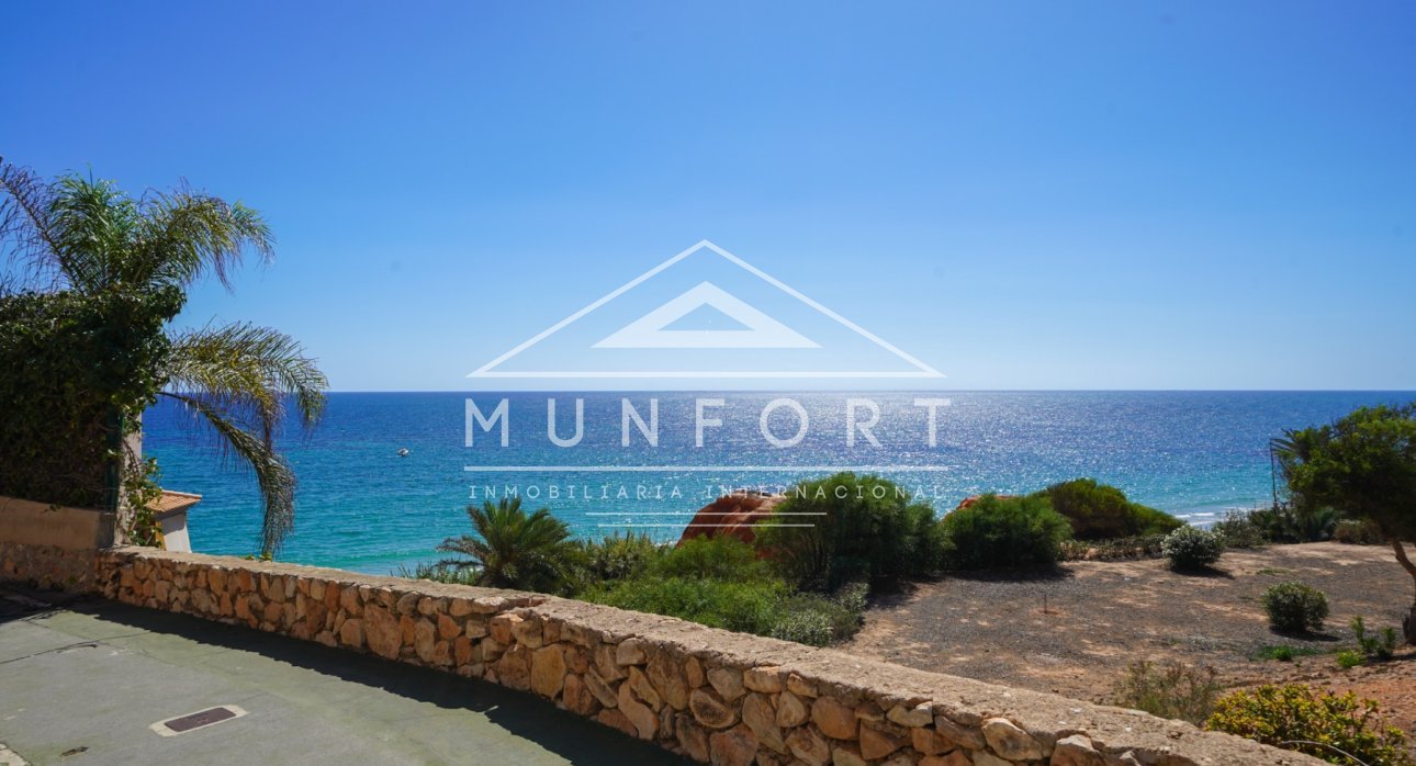 Revente - Villas -
Orihuela Costa - Dehesa de Campoamor