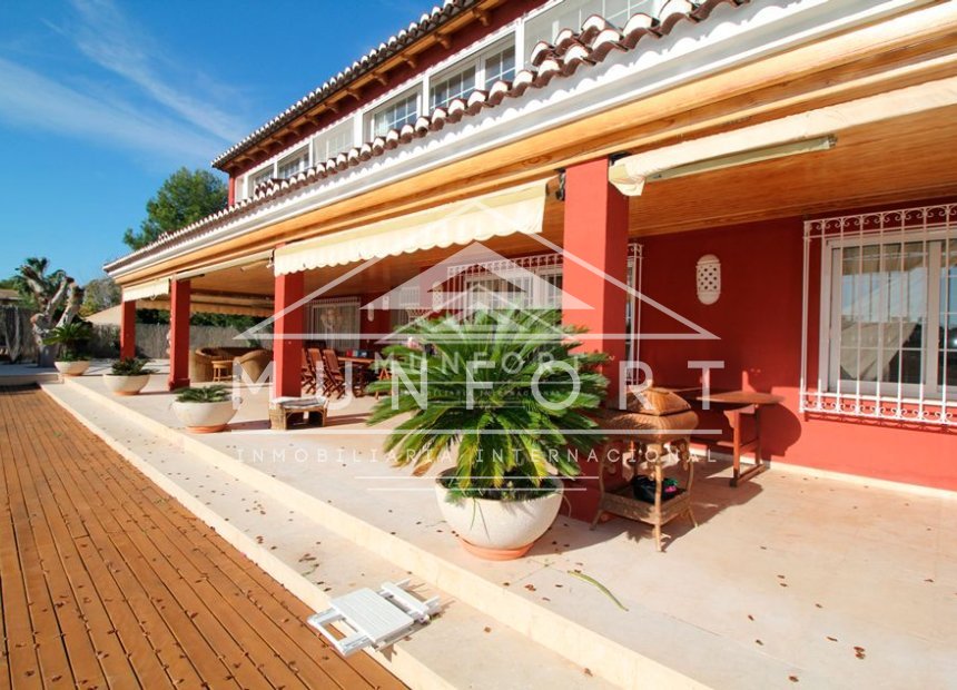 Revente - Villas -
Orihuela Costa - Dehesa de Campoamor
