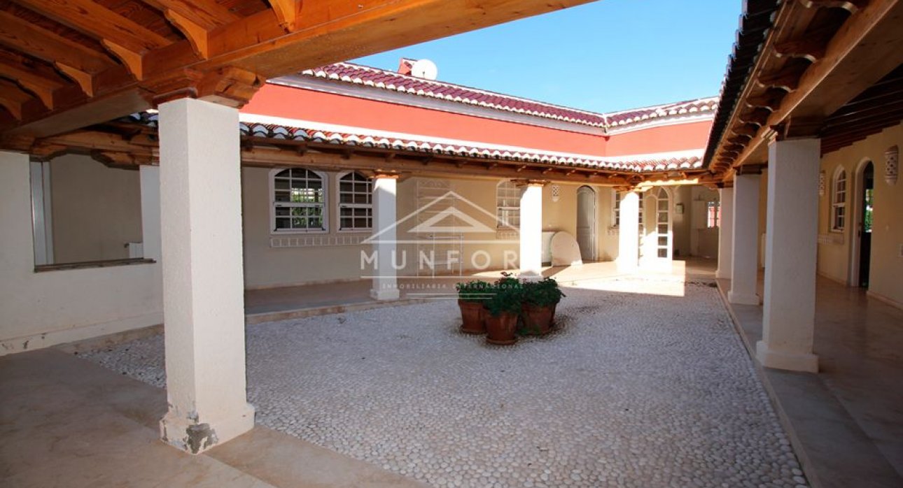 Revente - Villas -
Orihuela Costa - Dehesa de Campoamor