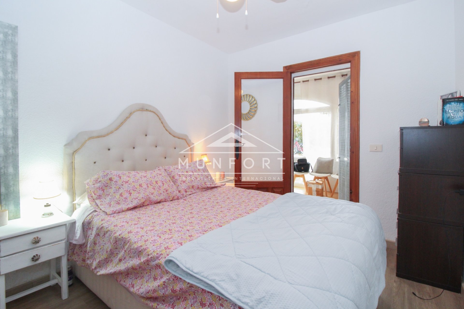 Revente - Villas -
Orihuela Costa - La Florida