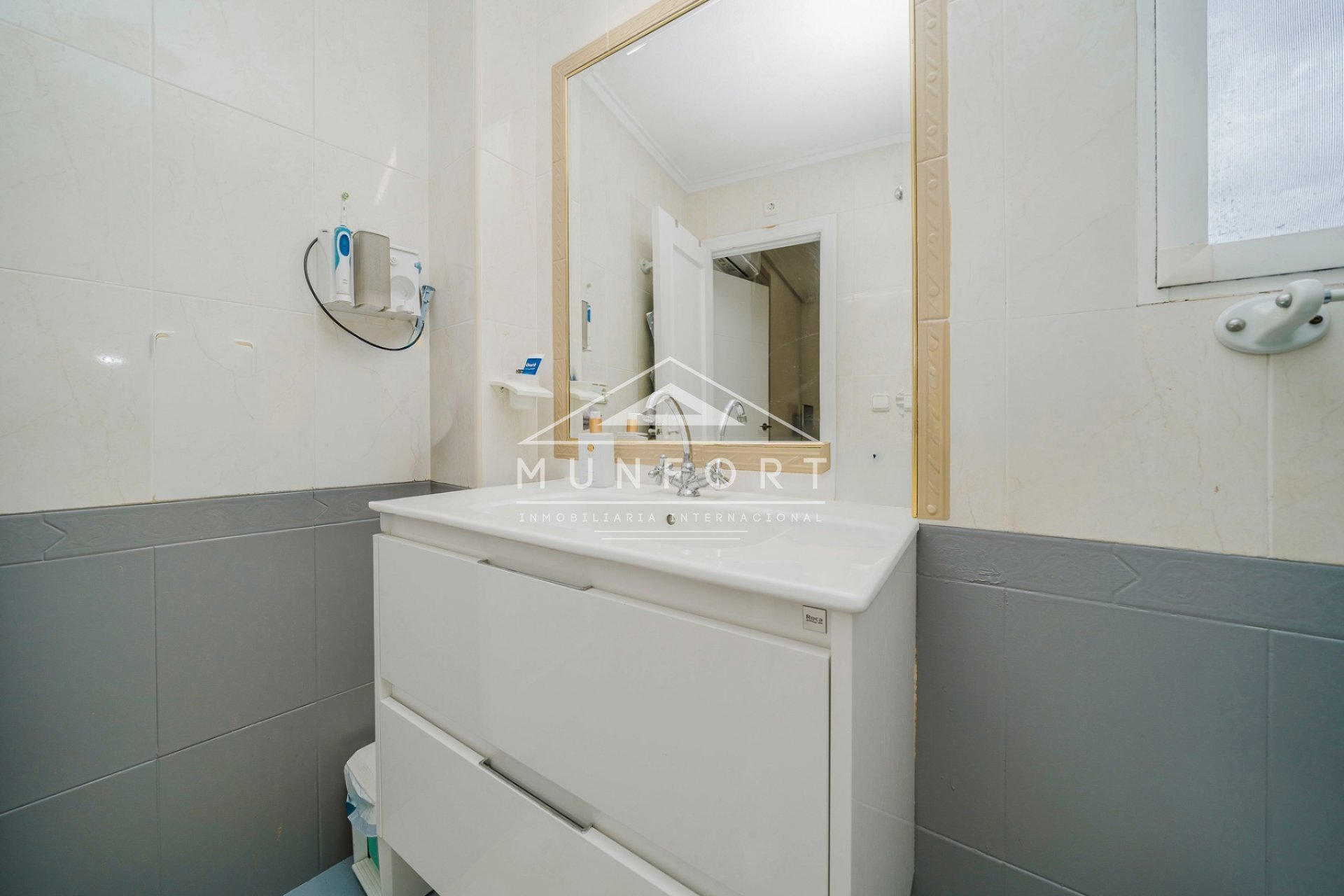 Revente - Villas -
Orihuela Costa - La Regia